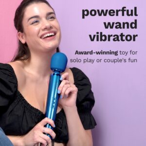 Le Wand Rechargeable Vibrating Massager Pacific Blue