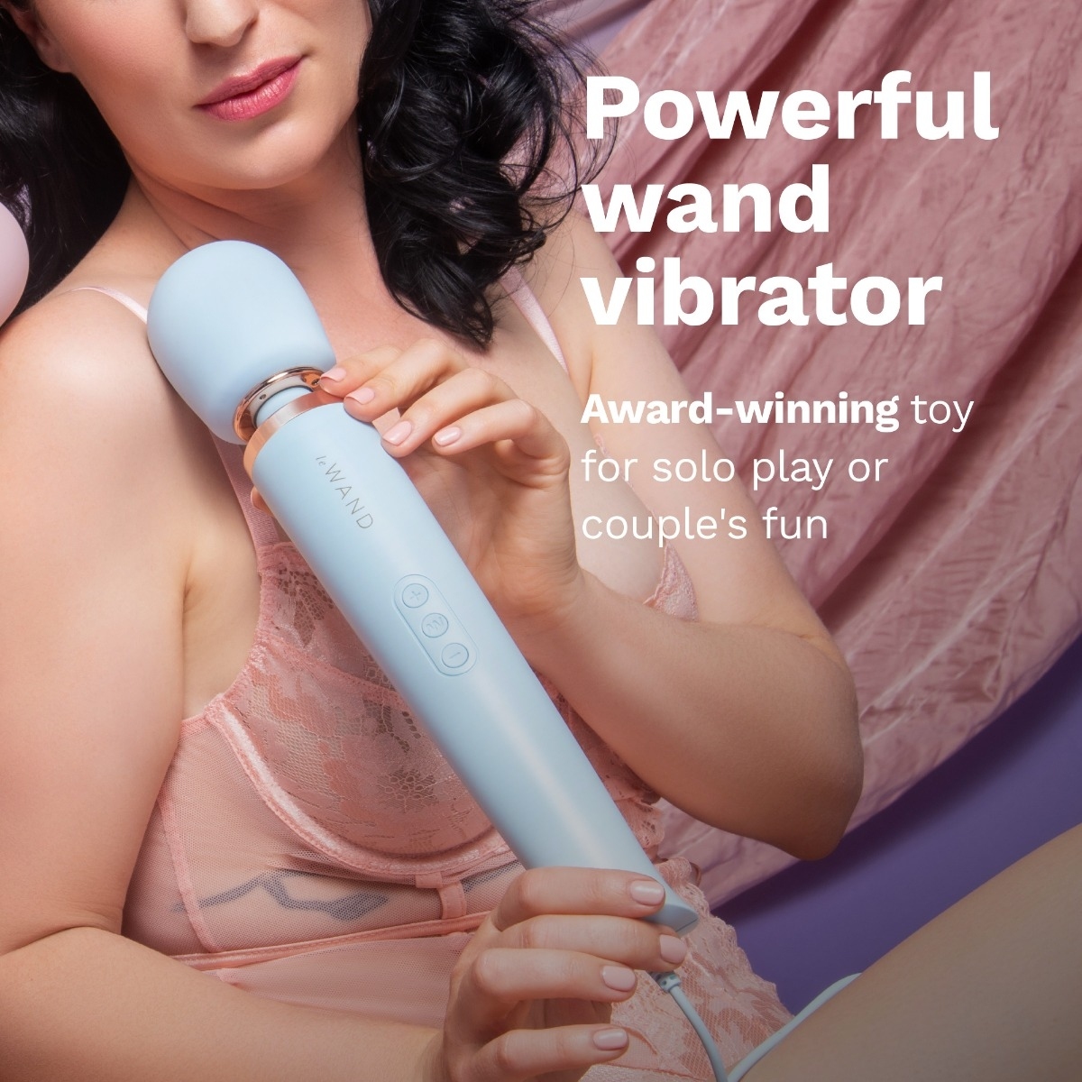le-wand-sky-blue-plug-in-vibrating-massager-00.jpg